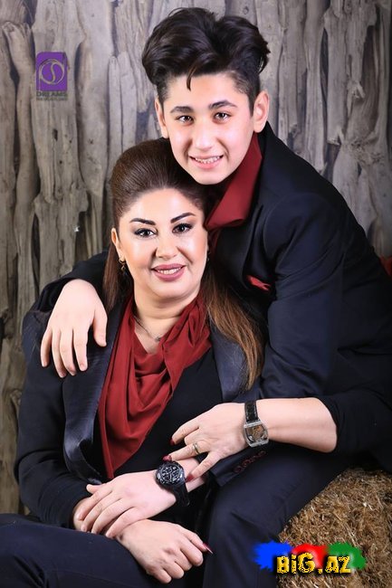 ATV-nin məşhur aparıcısı 14 yaşlı oğlu ilə - FOTOSESSİYA