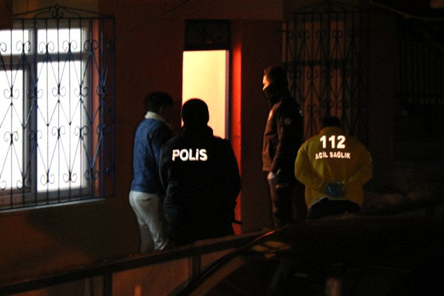 18 yaşlı qızın cəsədi tapıldı: Əmisi oğlu ilə evdə tək qalıbmış və... - FOTOLAR