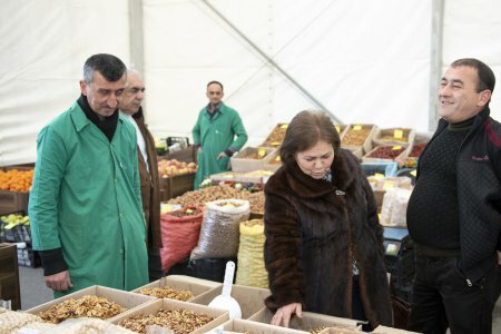 Bakıda Novruz yarmarkaları davam edir