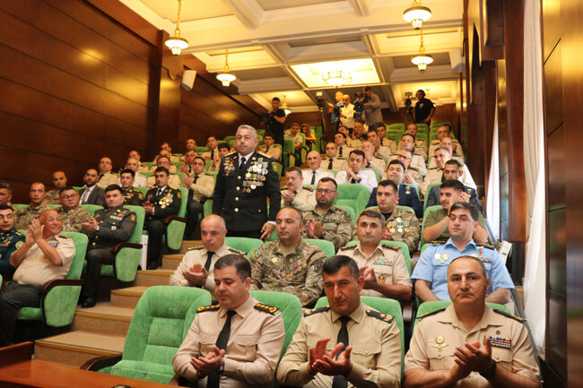 Hərbi Prokurorluqda Vətən Müharibəsi qəhrəmanları ilə görüş keçirilib