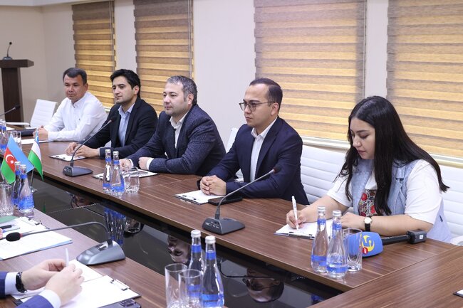 Özbəkistan Respublikasının bir sıra dövlət orqan və qurumlarının kommunikasiyaya məsul şəxsləri və media nümayəndələri ilə görüş keçirilib