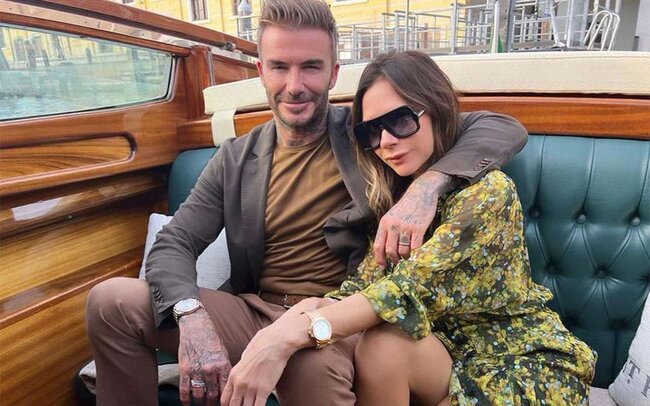 Viktoriya Devidin baş hərfi olan döyməni niyə sildirib? - FOTO