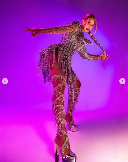 Səhnəmizin pop-divasi yeni tərziylə TƏƏCCÜBLƏNDİRDİ - FOTOLAR