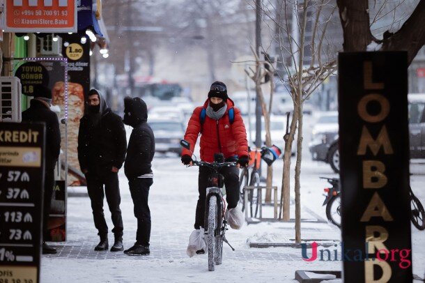 Qarlı Bakıdan FOTOLAR