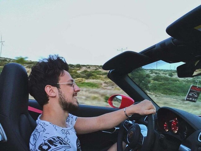 "Bez bebek"in "Emre"si 15 il sonra - FOTO-VİDEO