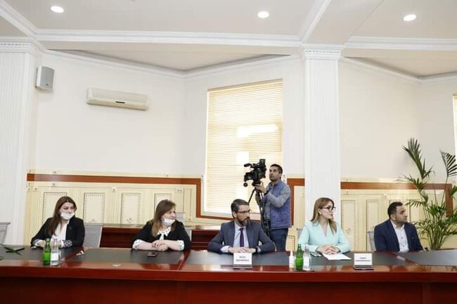 BDU və "ARB 24" telekanalı arasında əməkdaşlıq müqaviləsi imzalanıb