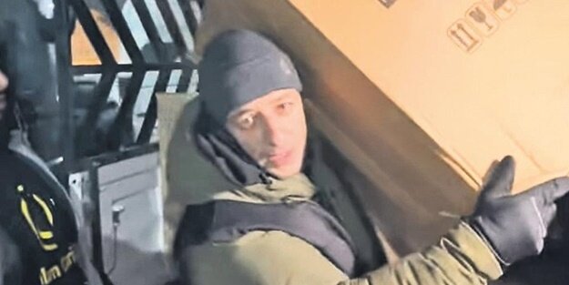 Dünyaca məşhur müğənni Kahramanmaraşa gəlib yemək payladı - FOTO-VİDEO