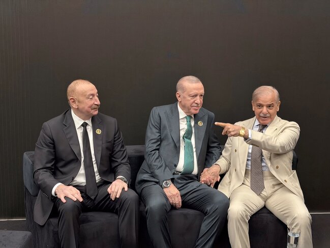 Liderlərin səmimi görüşündən - Fotolar