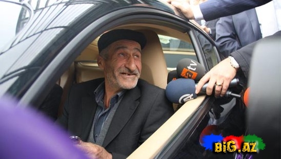 Porsche qazanan kəndlinin sürücülük vəsiqəsi yoxdur - FOTO