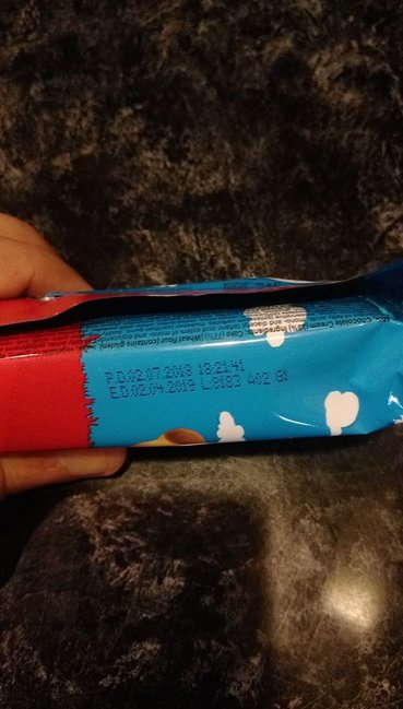 Bakıda məşhur marketdə kiflənmiş məhsul satılır - FOTOLAR