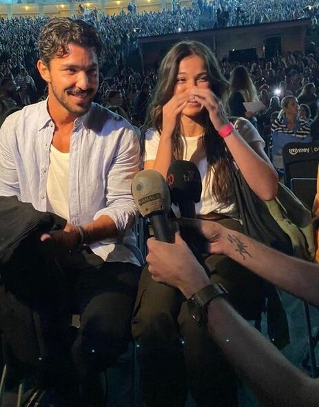 Pınar Dəniz və Kaan Yıldırım ilk dəfə əl-ələ görüntüləndilər - FOTO