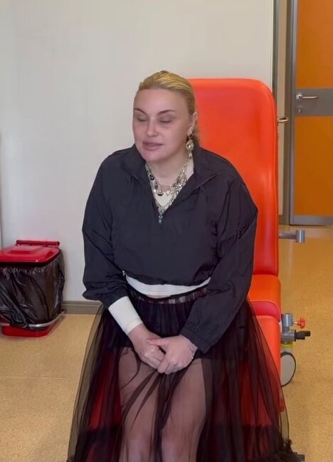 ŞOK ARAŞDIRMA: Natavan Əmirova və plastik cərrahiyyə pərdəsi arxasında gizlənən qanunsuzluqlar - SƏNƏDLƏR NƏ DEYİR?