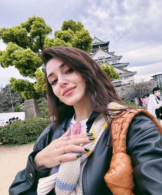 Hande Erçel sevgilisi ilə Yaponiyada - FOTOLAR