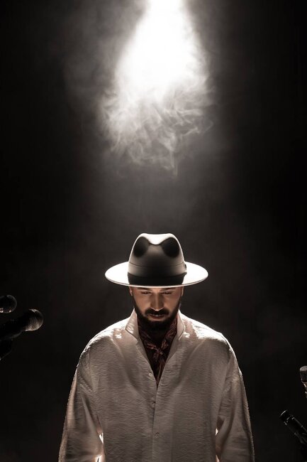 Zamiq Hüseynov yeni yay klipini təqdim etdi - VIDEO