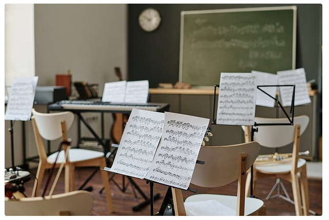 Müəllim şagirdi istismar etdiyinə görə həbs olunub