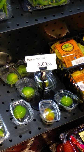 Bir dənəsi 8 manatadır