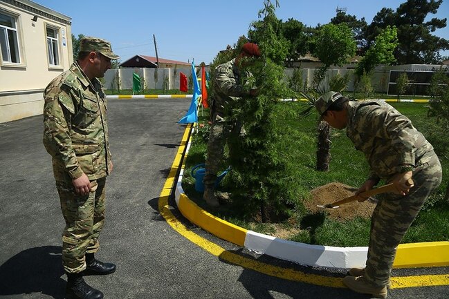 Cəbhəboyu zonada daha bir hərbi hissə istifadəyə verilib - VİDEO