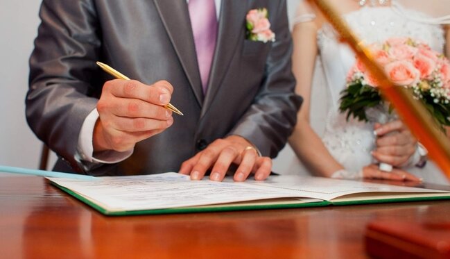 Nikahlar artır, boşanmalar azalır: səbəblər nədir?