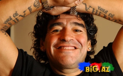 Maradona yenə heyrətləndirdi -VİDEO