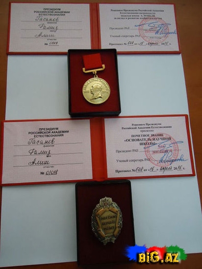 Azərbaycanlı alim "Nobel" medalı ilə təltif olundu - FOTO
