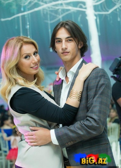 Roza Zərgərlinin oğlu ilə-FOTOSESSİYASI