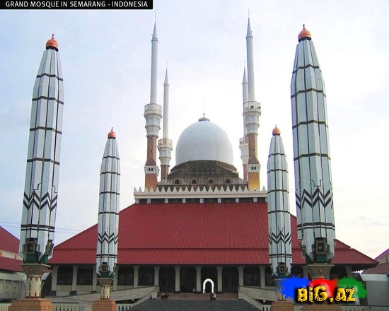 Göz oxşayan məscidlər - FOTO