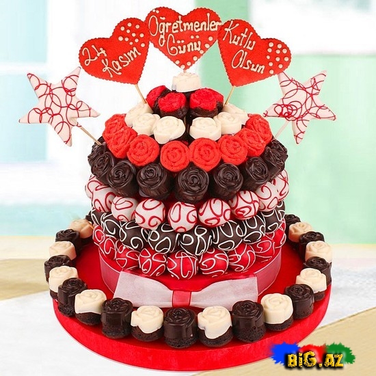 Müəllimlər günü üçün dadlı hədiyyələr - FOTO