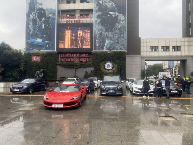 Gecəqondudan lüks villaya - Engin və Dilan Polat cütlüyünün keçmişi - FOTO