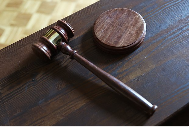 Qadın böyrəyini satmağa cəhd etdiyinə görə cəzalandırıldı