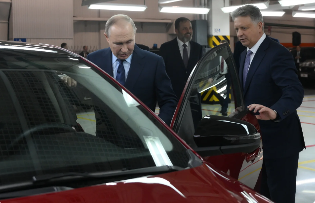 "Lada" avtomat sürətlər qutusunda yeni avtomobil buraxdı