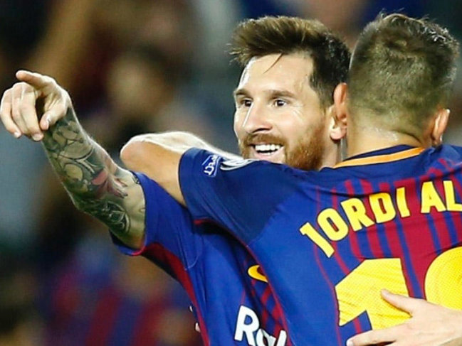Messi ilk dəfə Buffona qol vurdu - VİDEO