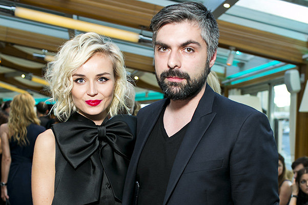 Polina Qaqarina ana olacaq