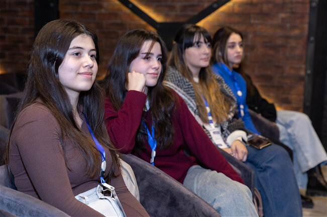 "İnnoMEDİA" layihəsi çərçivəsində növbəti seminarlar keçirilib