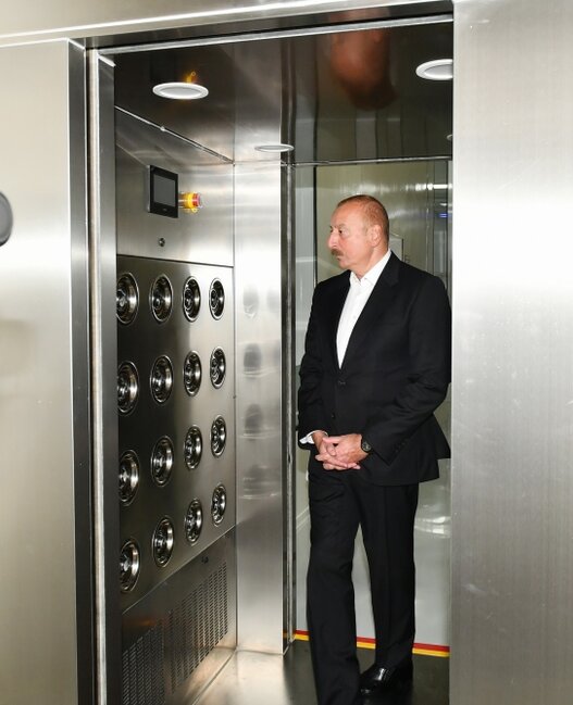 Prezident dərman zavodunun açılışında - FOTOLAR