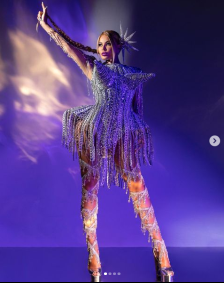 Səhnəmizin pop-divasi yeni tərziylə TƏƏCCÜBLƏNDİRDİ - FOTOLAR