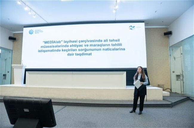 "MEDİAlab" layihəsi çərçivəsində ali təhsil müəssisələrinin tələbələri üçün infosessiya keçirilib