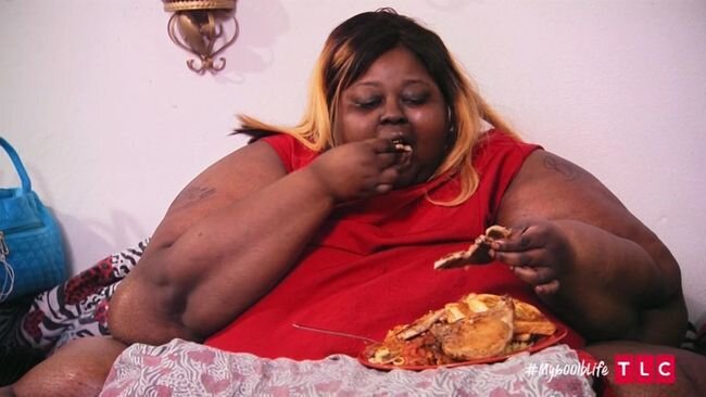 300 kiloqram çəkisi olan qadın arıqlamağa qərar verdi, evə qayıdanda gördüklərindən şoka düşdü - foto