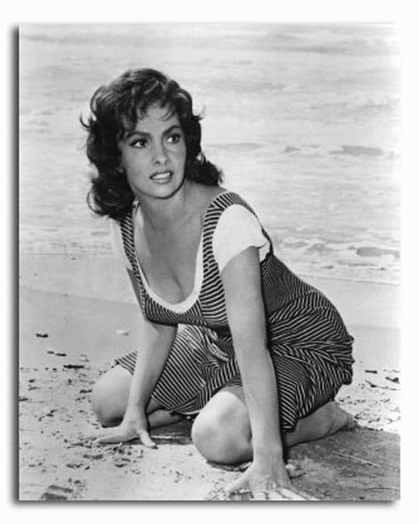 Məşhur aktrisa vəfat etdi - FOTO