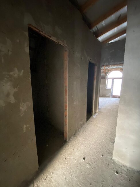 Təcili Xırdalan şəhəri aaaf park yaşayış kompleksində təmirsiz mənzil satılır!