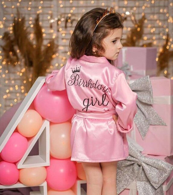 "Fəlakət" 4 yaşlı qızının fotolarını paylaşdı