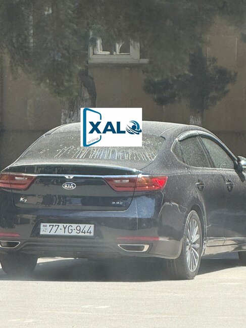 240 saylı məktəb direktoru və müavini lüks avtomobilləri üçün məktəbin həyətindən moyka açıblar-Fotofakt