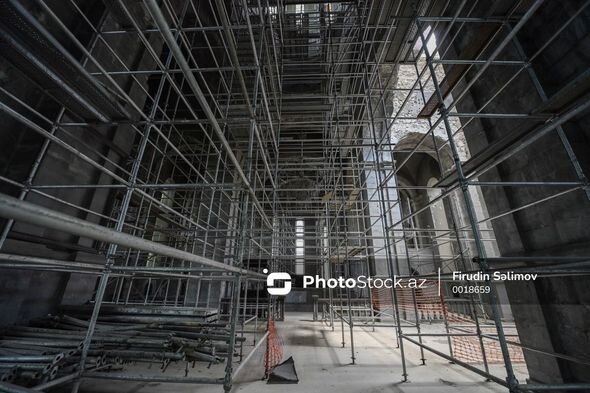 Şuşada həm məsciddə, həm də kilsədə restavrasiya işləri aparılır - FOTOLAR