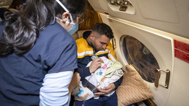 İlk təyyarə səfərləri ata-anasız keçdi... - FOTOLAR