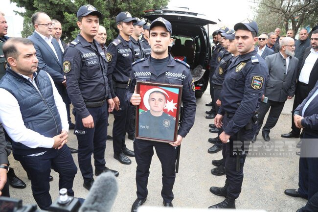 Polis Xəzər Zamanov dəfn olundu - Fotolar