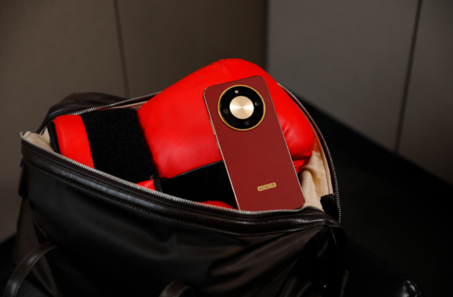 8300 mAh batareyaya malik, sarsılmaz HONOR X9d artıq satışdadır