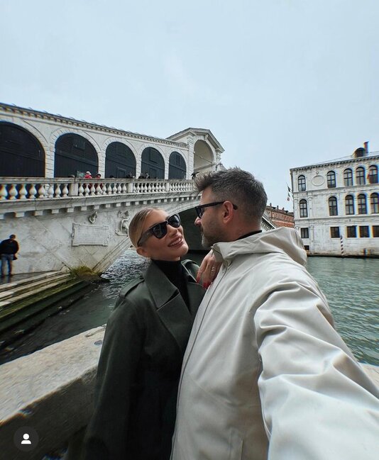 İrem Derici sevgilisi ilə Venesiyada- FOTOLAR