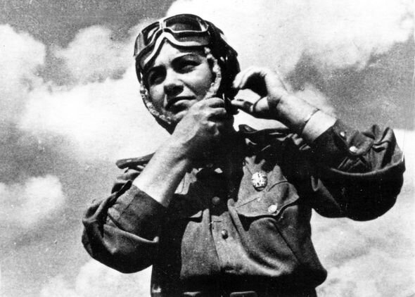 Züleyxa Seyidməmmədova: Stalini xilas edən ilk azərbaycanlı qadın pilot - fotolar