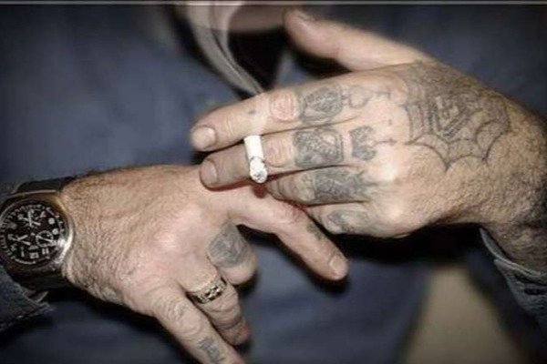 Ayağından güllələnən məşhur narkotacir Şirvan şəhərində SAXLANILDI