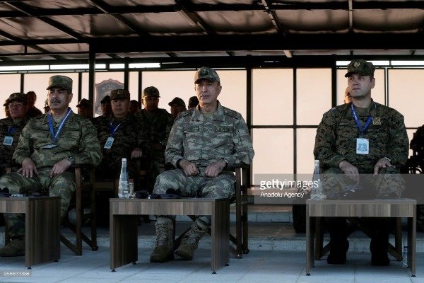 Paradı izləmək üçün Türkiyənin ordu generalı Bakıya gəldi