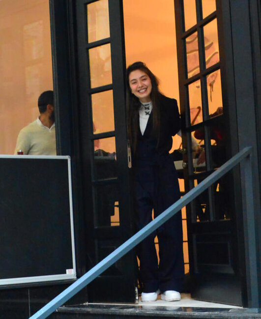 Məşhur aktrisanın mağazası bağlandı: Məcburiyyətdən - FOTO